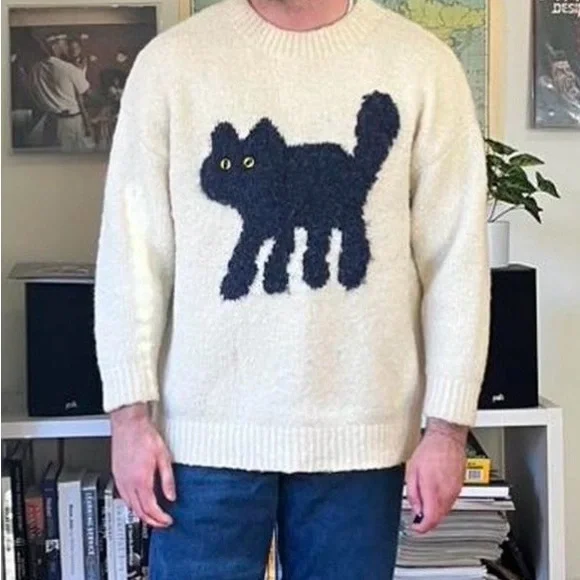 Cozy & Super Fuzzy Sweater with Black Cat w. Marble Eyes - Picture 2 of 5